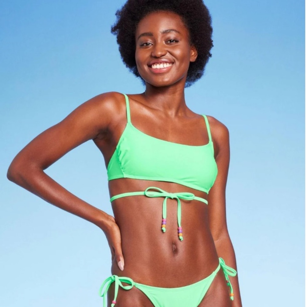 - Bikini top wild fable green medium
